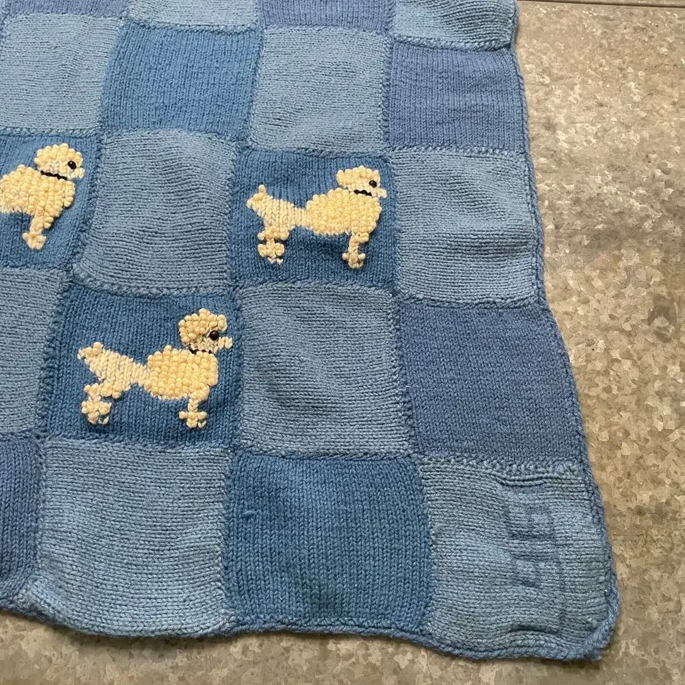Vintage 1967 Poodle Handmade Quilt Blanket Throw Blue White 60s Retro Mod 34x54
